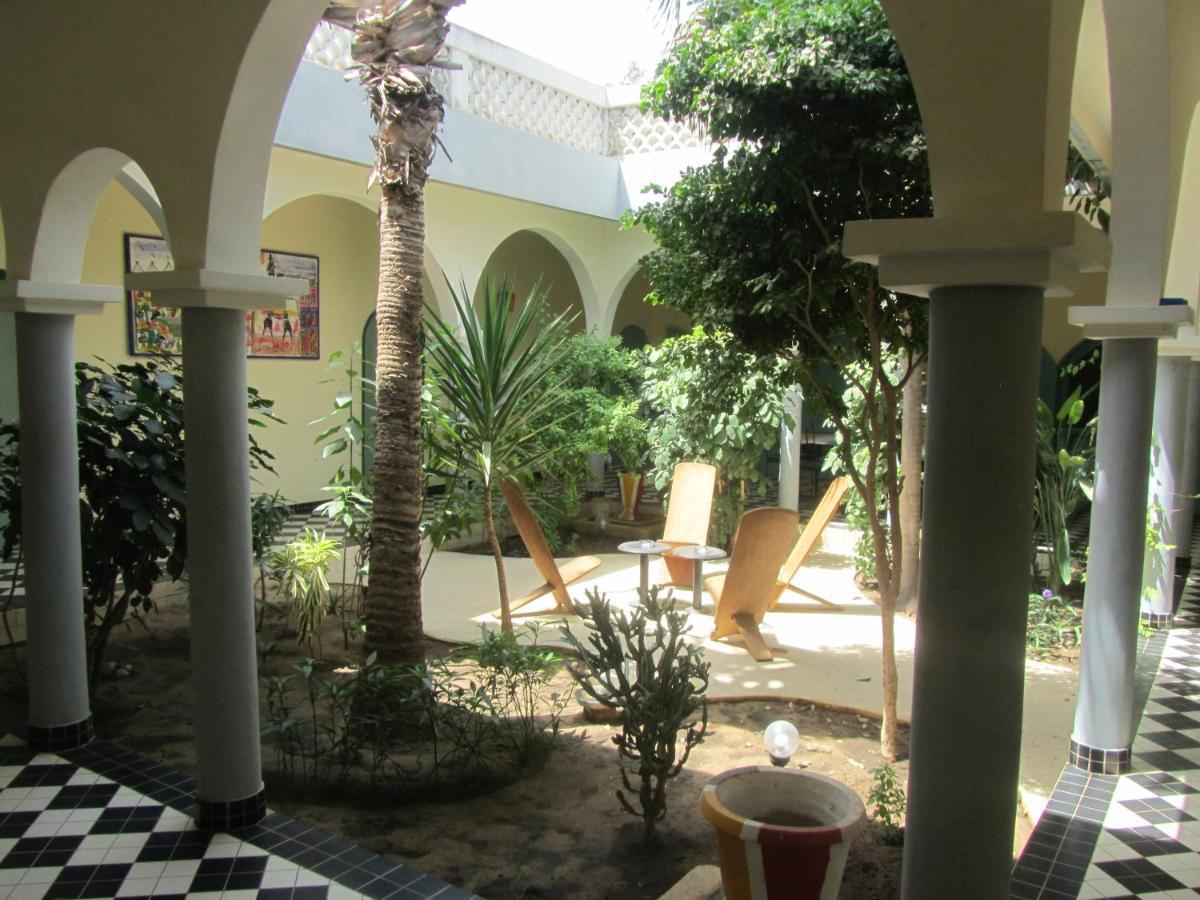 Keur Diam - Maison De La Paix Saly Portudal Exterior photo